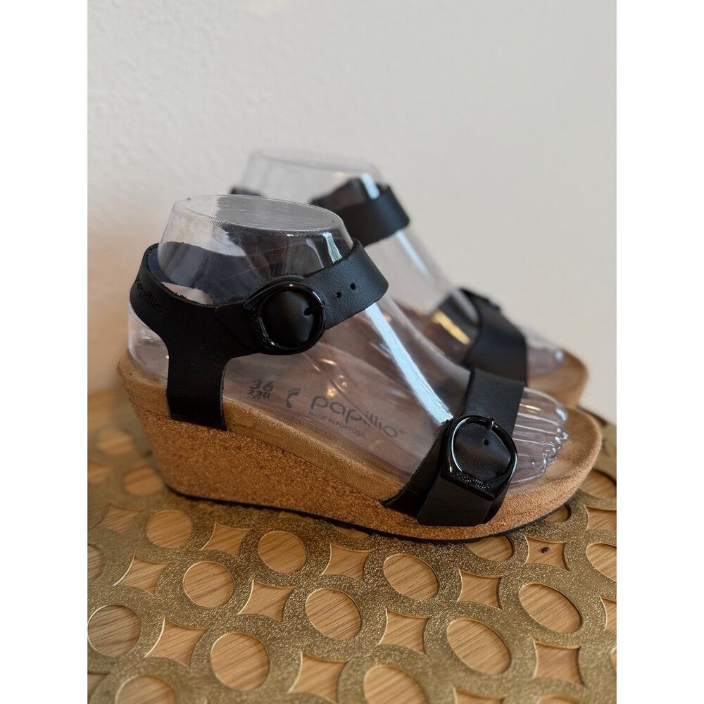 Papillio by Birkenstock Soley Ring Buckle Wedge Sandals in Black Leather Size 36